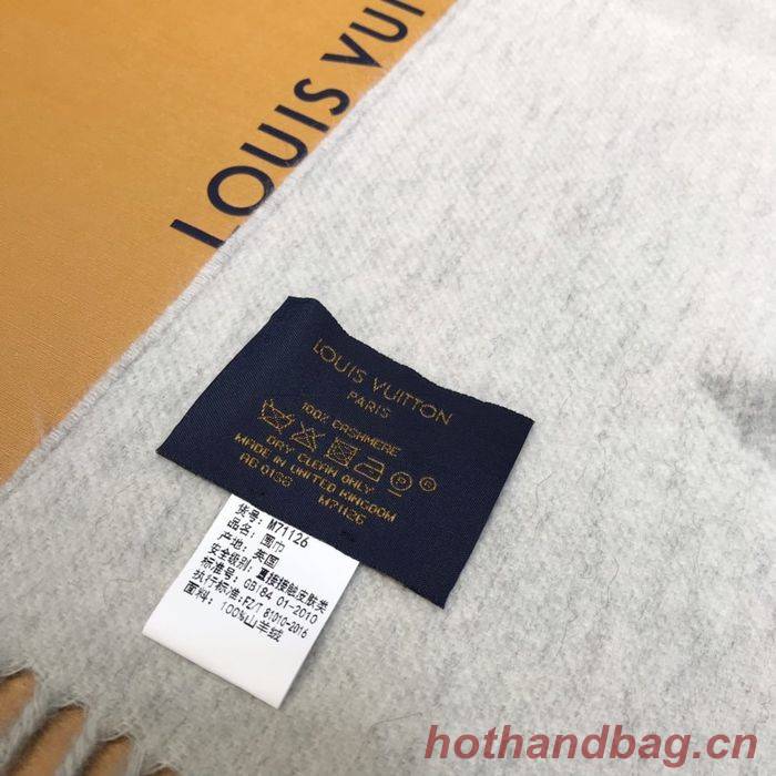 Louis Vuitton Scarf LV00045